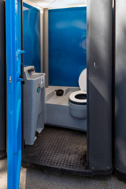 Best Best portable toilet rental  in Cadillac, MI